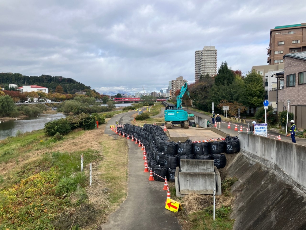 河川進入路造成(11月8日)